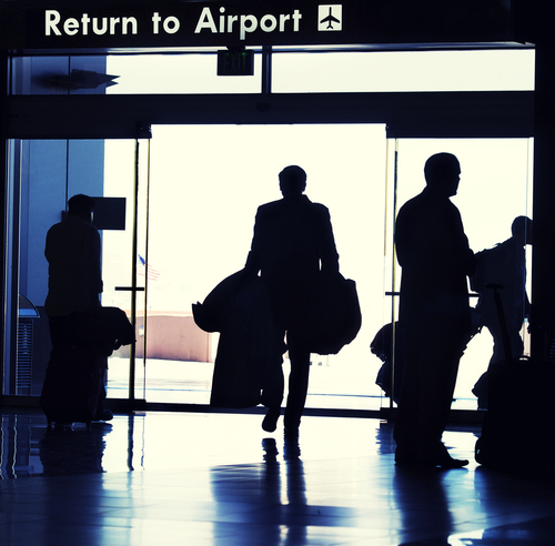 Airport Car Rental: Is it cheaper to rent a car at the airport or off-site?